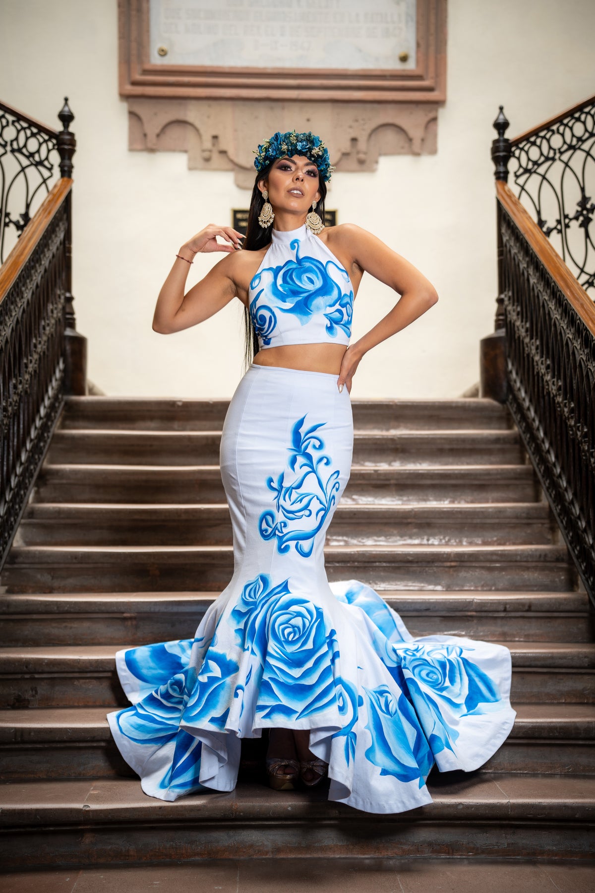 Falda rosas azules