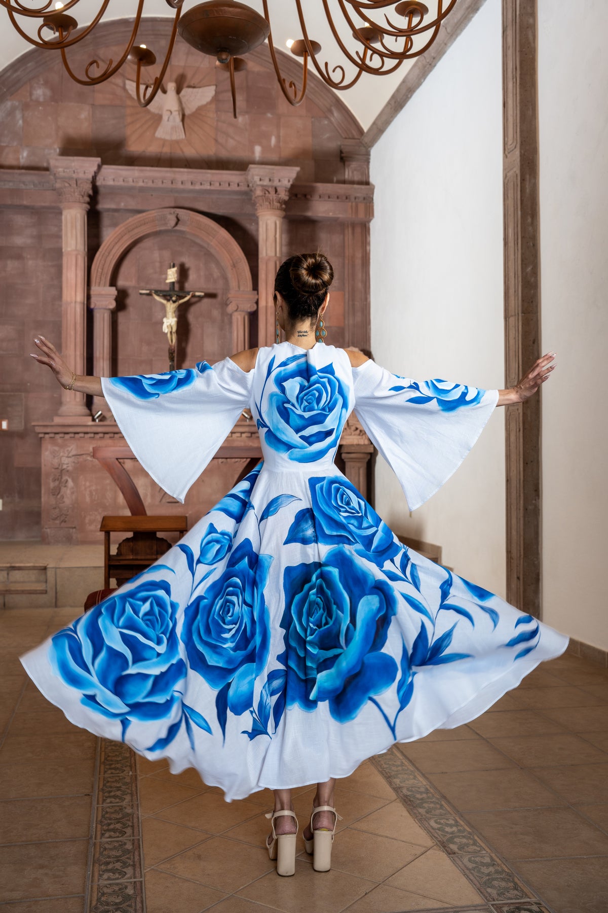 Vestido Yatziri rosas azules